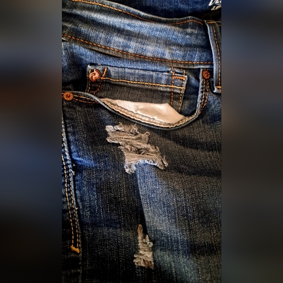 Levi's Size 9 Women's Distressed Skinny Jeans - Dark Blue - Picture 10 of 16